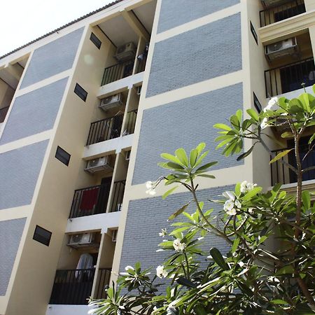 The European Place Bangkok Exterior photo
