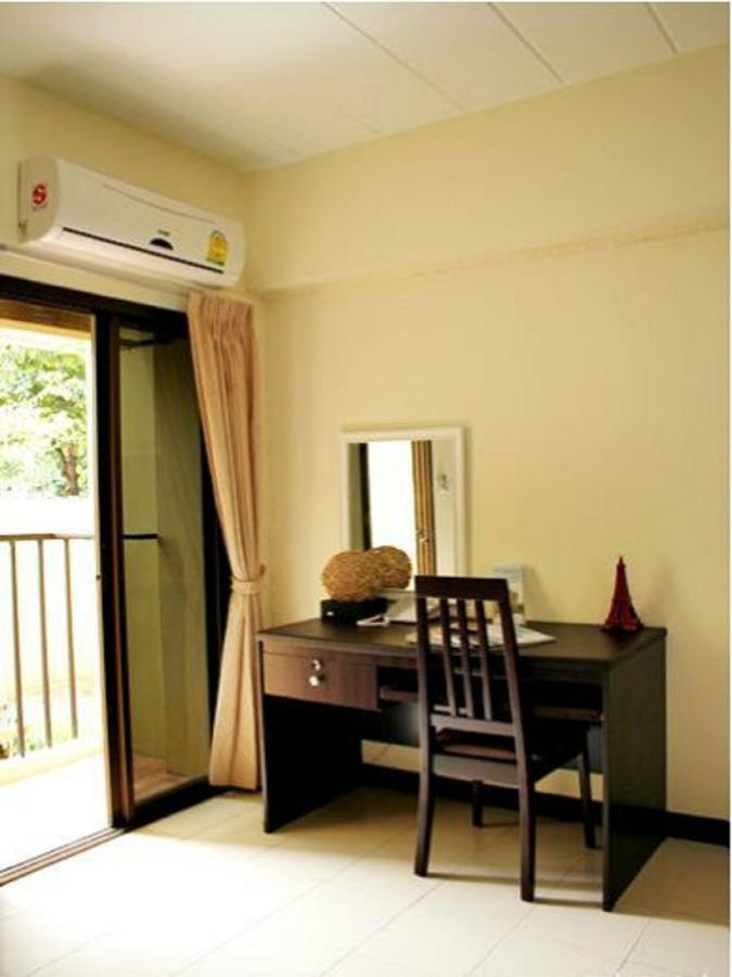 The European Place Bangkok Room photo